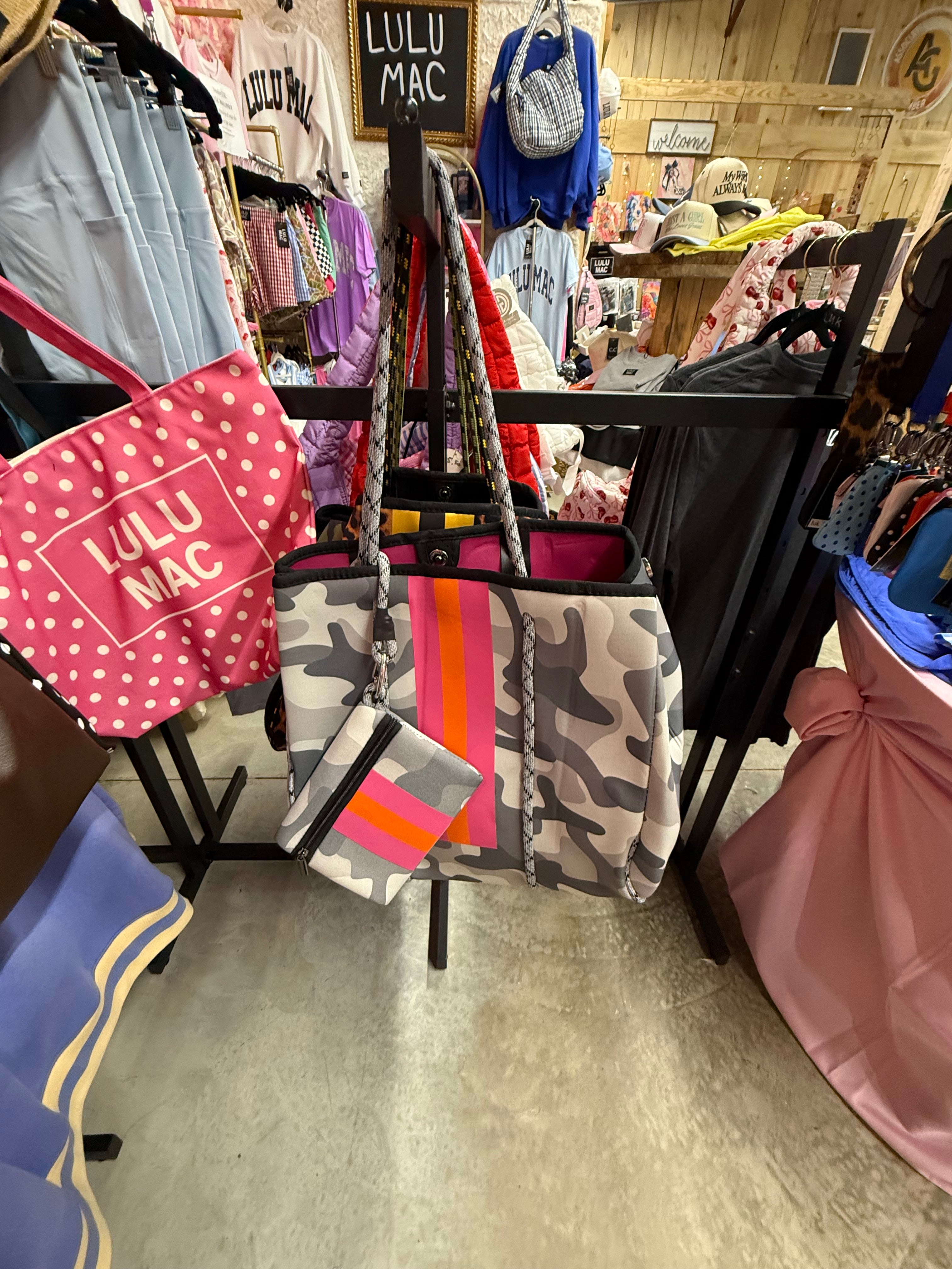 Handbags & Purses